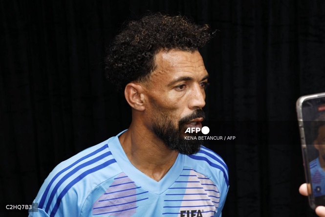 Image from: Vozinha signs for Chile football club after World Cup heroics