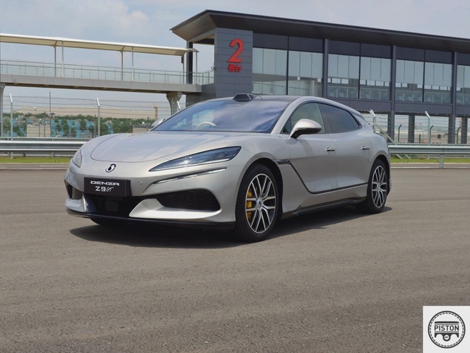 Image from: Denza Z9 GT launching in Malaysia on July 15, 1,156 PS/1,210 Nm tri-motor EV shooting brake