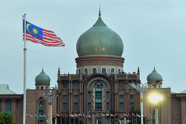 Image from: Government denies political bias in state allocation distribution