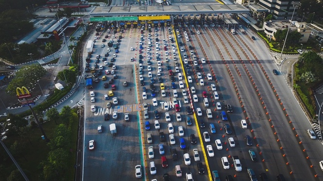 Image from: BESRAYA, NPE lane closures set for highway run