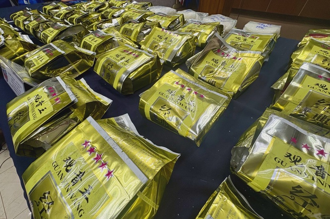 Image from: Police cripple syndicate with RM3.04 million meth seizure in Johor
