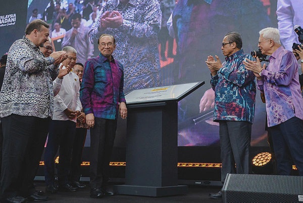 Image from: Anwar issues Letter of Demand to Tuan Ibrahim, seeking apology over defamatory remarks