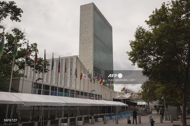 Image from: Man dies after setting himself on fire at UN in New York