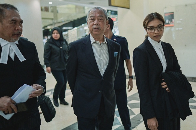 Image from: Muhyiddin made minutes on support letters, court told