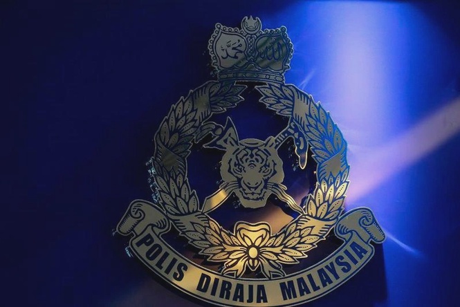 Image from: Police bust fake Japan tour package call centre, nab eight