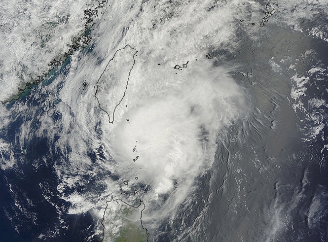 Image from: Southern China drenched as Typhoon Noul makes landfall