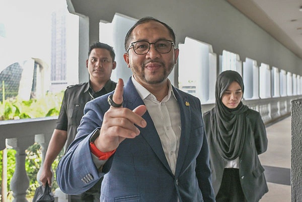 Image from: Sayed Amir Muzzakkir unhappy over unpaid rm2 million debt, court told