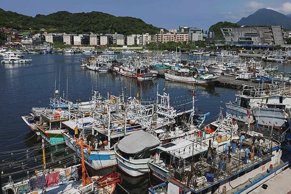 Image from: Taiwan warns of ‘destructive’ winds as typhoon nears