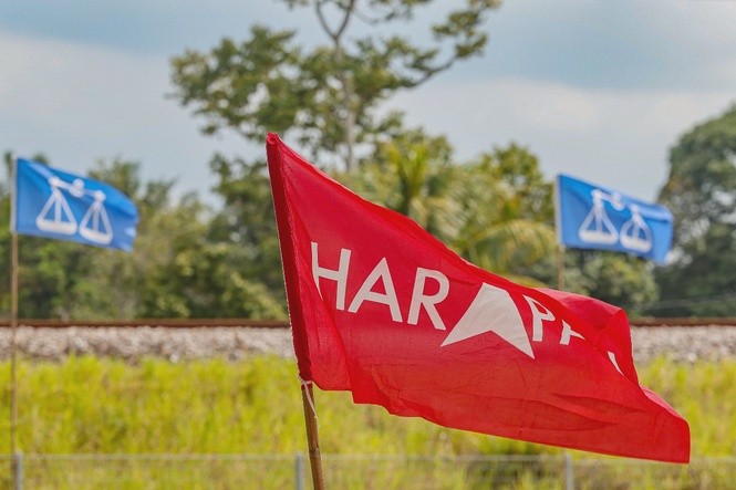 Image from: Johor polls: PH candidates in final sprint with hybrid strategy