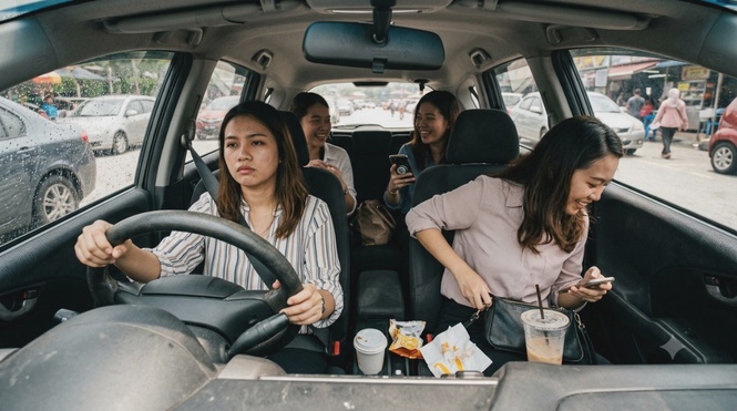 Image from: Woman says kindness turned her car into a workplace transport service