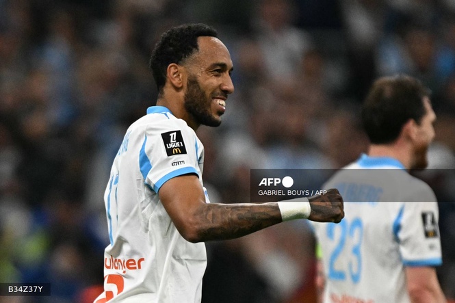 Image from: Aubameyang nets on debut as Deportivo draw with Elche