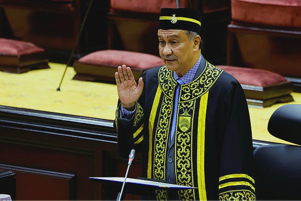 Image from: Dr Awaludin appointed Negeri Sembilan assembly Speaker