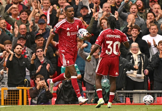 Image from: Liverpool held by Forest on Iraola’s Anfield debut