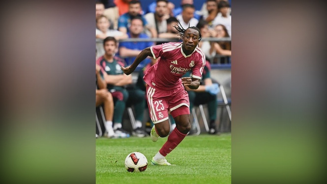 Image from: Real Madrid crush Schalke in friendly as Diomande debuts