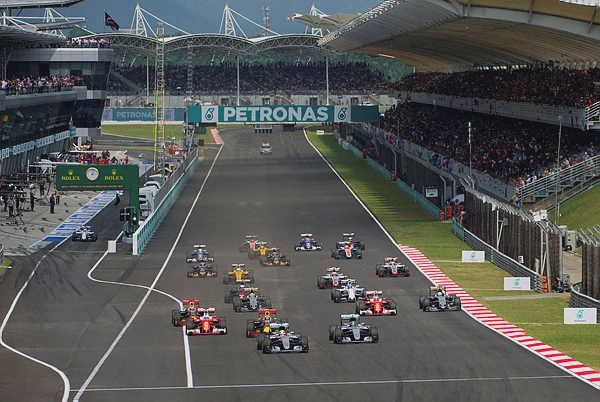 Image from: Immigration to ensure smooth entry process for F1 Bahrain GP