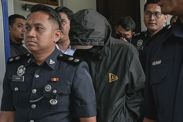 Image from: JIM lorry crash: ‘Black Maria’ driver pleads not guilty to five charges