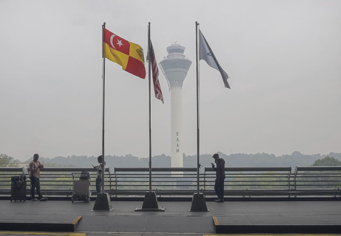 Image from: MAG orders drug tests for all pilots after drug smuggling arrest