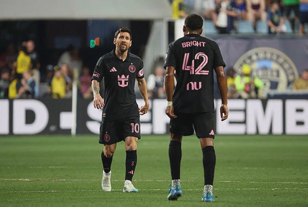 Image from: Messi scores first goal since father’s death
