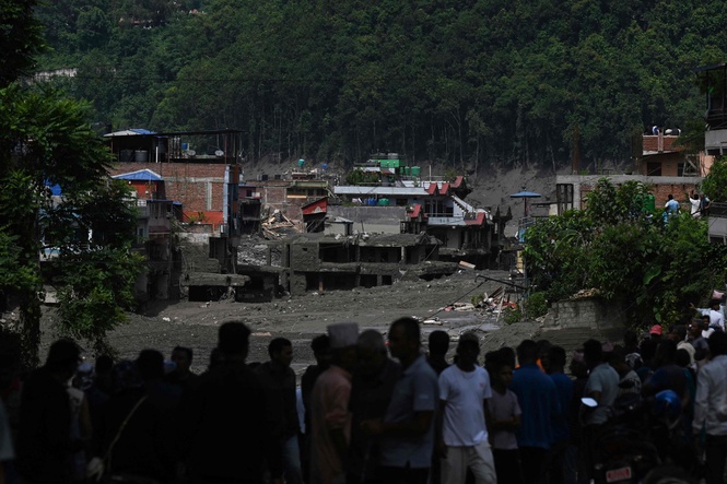 Image from: Nepal floods: Families unable to contact more than 50 Malaysians