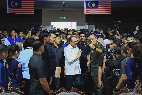 Image from: Privatisation must improve workers’ lives, not just boost profits: Anwar