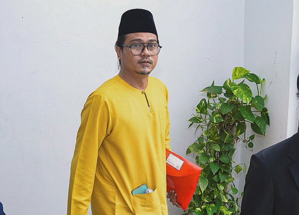 Image from: Activist Islah pleads not guilty to charge over offensive social media post