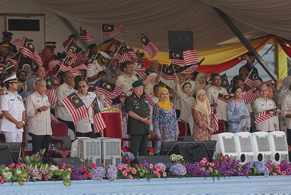 Image from: Cabinet ministers extend National Day greetings, urge unity and harmony among Malaysians