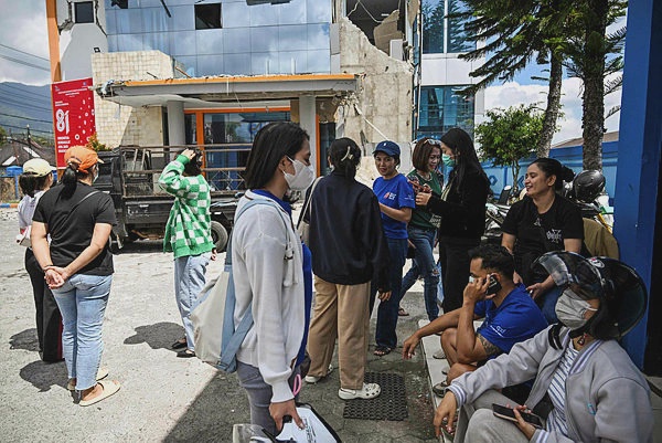 Image from: Flores quake: Thousands await relief as death toll rises to 51 in eastern Indonesia