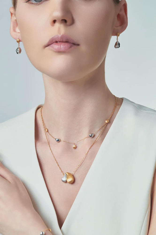 Image from: ÉLLILUX Opens Its Doors at Raffles City