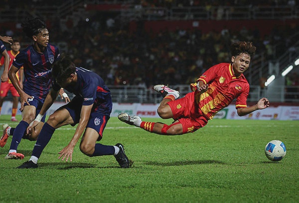 Image from: Johor wins first gold medal in men’s football in SUKMA