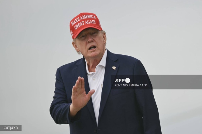 Image from: Trump threatens to bomb Oman if it gets in way of Iran deal