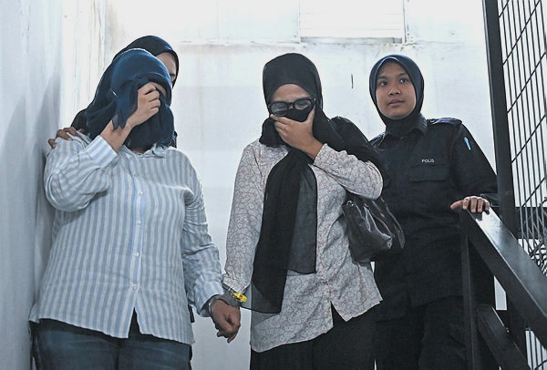 Image from: Two women charged with cheating retiree in tax scam