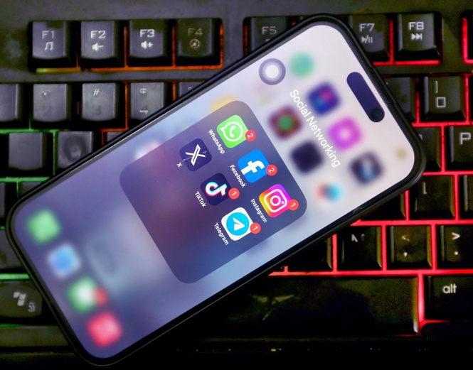 Image from: Facebook tops platforms flagged for gambling, scam content: Fahmi