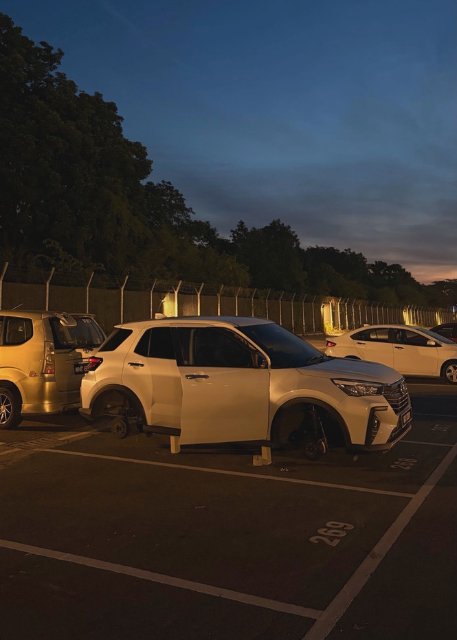 Image from: Woman returns from work to find two car tyres stolen at Bukit Tinggi LRT3 parking lot