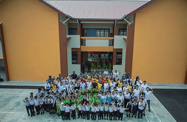 Image from: Govt approves RM9 billion to redevelop 367 dilapidated schools from 2023 to 2026