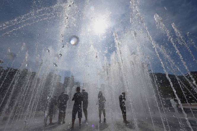 Image from: South Korea records its highest temperature ever at 42.5C