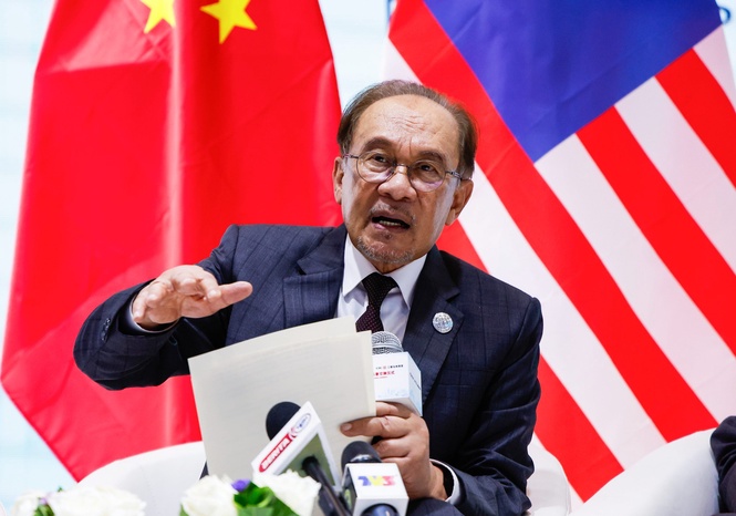 Image from: China, Malaysia setuju cadangan laluan projek ECRL dilanjut ke rantau panjang – PM Anwar