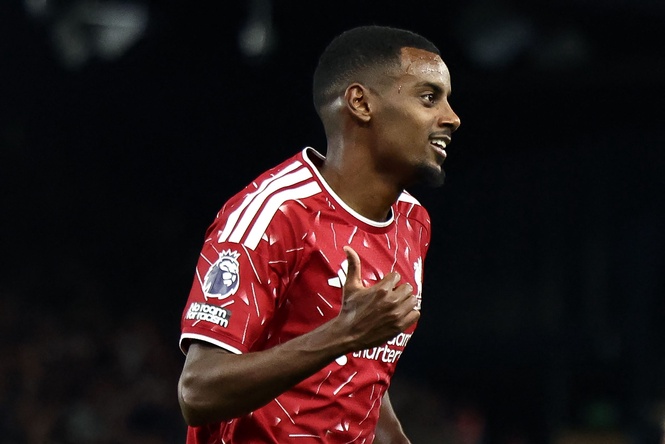Image from: Isak ready to show world his quality: Van Dijk