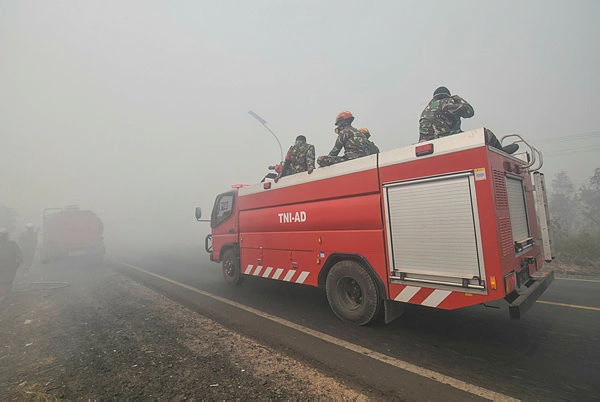 Image from: Indonesia’s battle with haze ongoing as over 170,000 riddled with respiratory issues