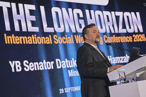 Image from: GLICs, GLCs to catalyse domestic economy with additional RM120 billion investments – Amir Hamzah