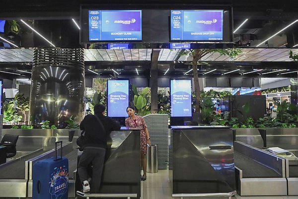 Image from: Malaysia Airlines gradually restores Jakarta routes after volcanic ash disruption