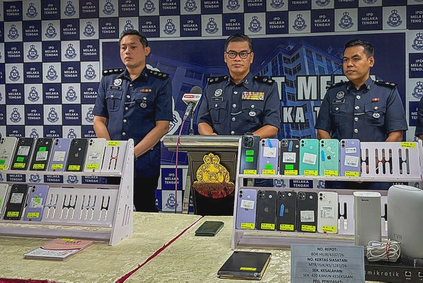 Image from: Polis Melaka tumpas sindiket kerja palsu sasar warga China