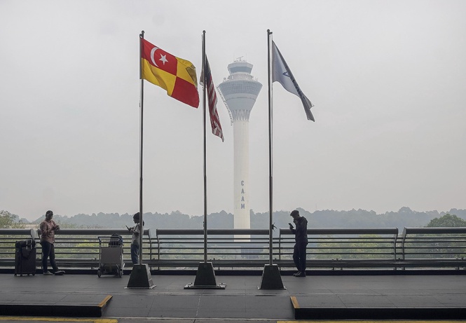 Image from: Man found dead in aircraft wheel well at KLIA remains unidentified nearly a month later