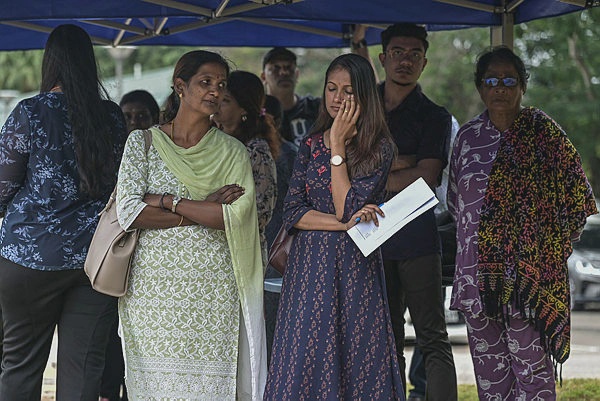 Image from: Banjir Nepal: Keluarga pasrah, SAR dijangka tamat