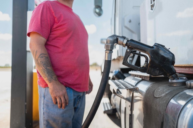 Image from: US diesel price reaches new record high in blow to Trump
