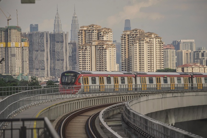 Image from: Repair work underway to restore power supply on Putrajaya Line