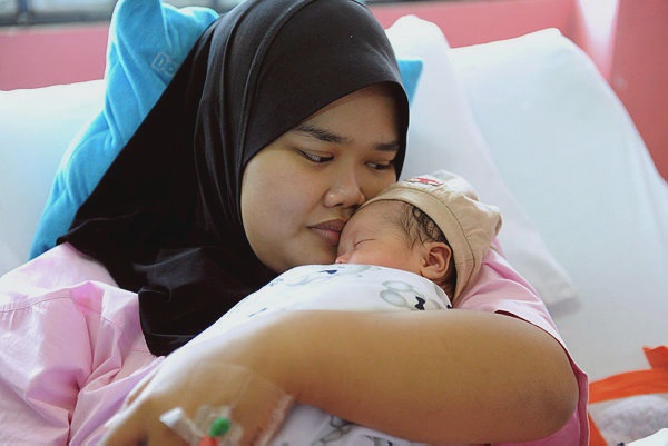 Image from: Budget 2027: Female civil servants’ maternity leave entitlement rises to 490 days