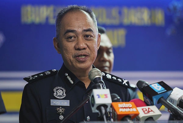 Image from: 13 arrested in Teluk Intan over Alipay gambling scam ring