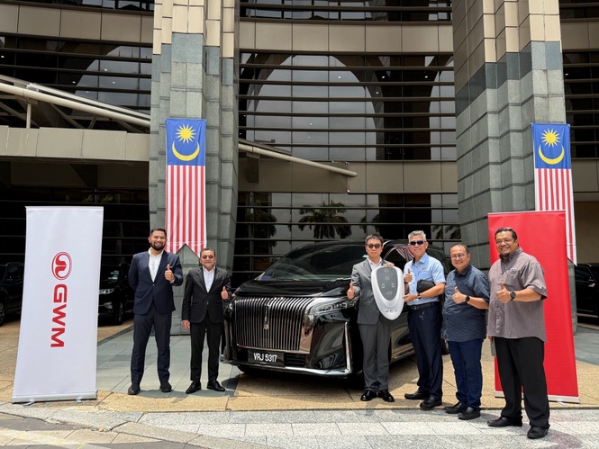 Image from: GWM Wey G9 handed to Finance Ministry for government fleet evaluation