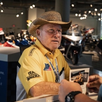 Image from: “Saya Suka Marc, Tapi Ducati Itu Nampaknya Bukan Dibuat Untuk Dia” – Kenny Roberts