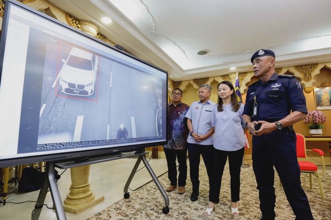 KL Installs 10,000 Smart Cameras